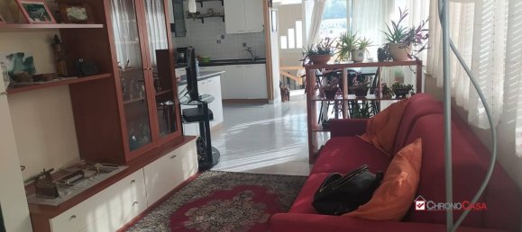 3 bedrooms Apartment in Messina, Italy No. 287168 4