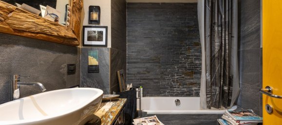 4 rooms Apartment in Bologna, Italy No. 166978 8