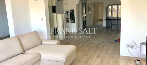 2 غرف نوم شقة في Sliema, Malta رقم 8565 6