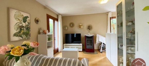 Villa de 9 divisões em Fonte, Italy N.º 261299 3