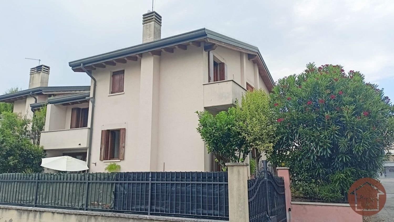 Villa de 9 divisões em Fonte, Italy N.º 261299