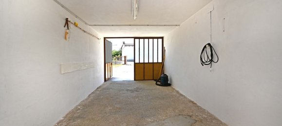 4-Zimmer Haus in Cavour, Italy, Nr. 277893 11