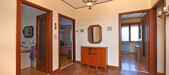 4-Zimmer Haus in Cavour, Italy, Nr. 277893 37