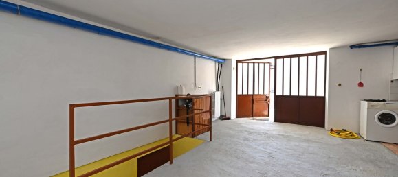 4-Zimmer Haus in Cavour, Italy, Nr. 277893 9
