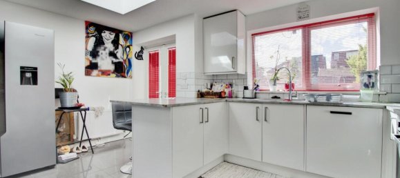 3 Schlafzimmer Haus in Watford, United Kingdom, Nr. 6789 7