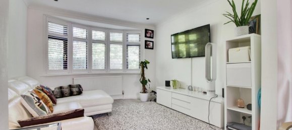 3 Schlafzimmer Haus in Watford, United Kingdom, Nr. 6789 3