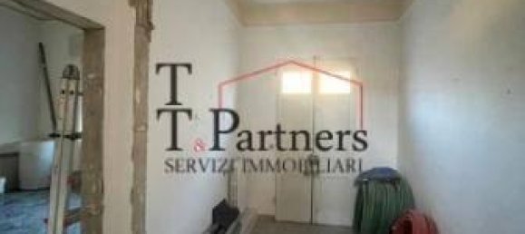 7-Zimmer Haus in Sesto Fiorentino, Italy, Nr. 40318 7