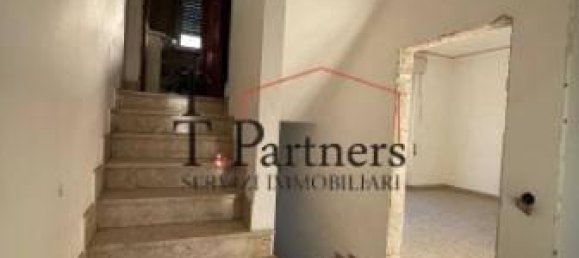 7-Zimmer Haus in Sesto Fiorentino, Italy, Nr. 40318 9