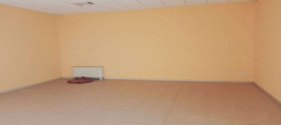 701m² Office in Pianiga, Italy No. 295078 10