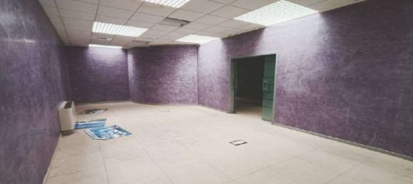 701m² Office in Pianiga, Italy No. 295078 8