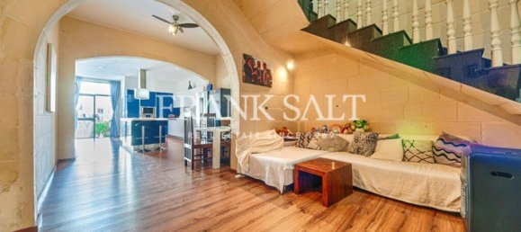 3 bedrooms Townhouse in Sliema, Malta No. 9206 8