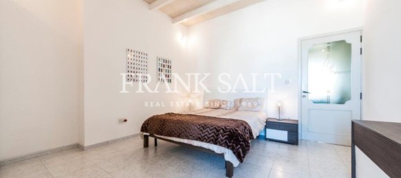 3 bedrooms Townhouse in Sliema, Malta No. 9206 31