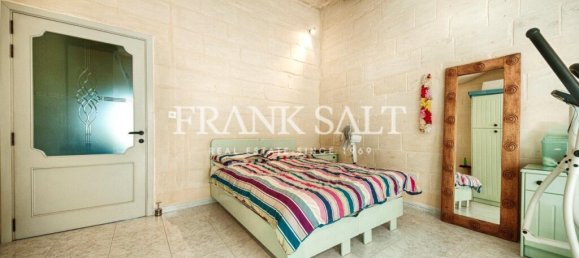 3 bedrooms Townhouse in Sliema, Malta No. 9206 16