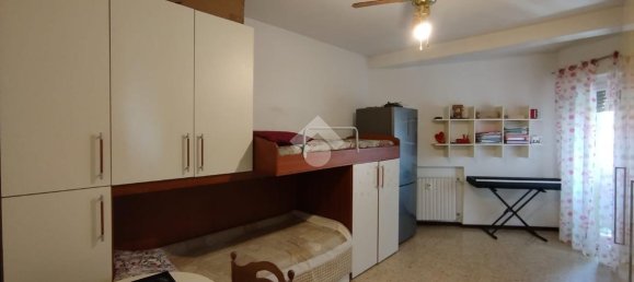 Apartamento de 2 divisões em Seriate, Italy N.º 236173 4