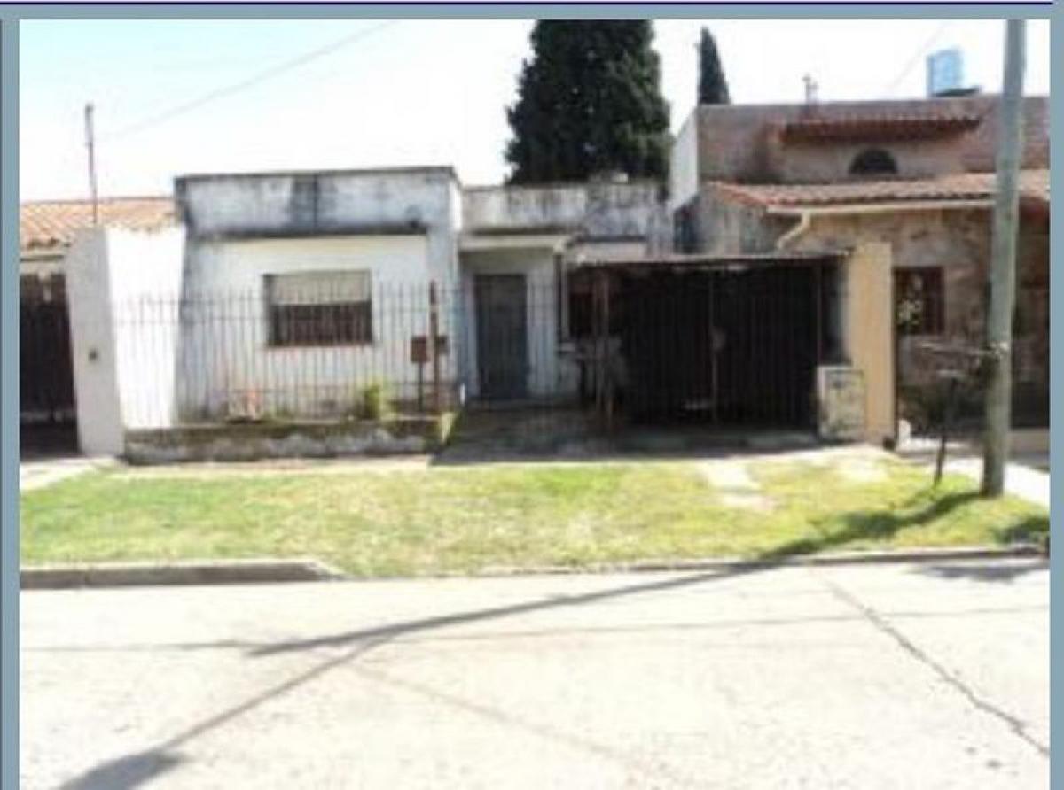  Land in Almirante Brown, Argentina No. 114196