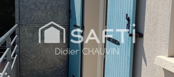 Apartamento de 3 dormitorios en La Rochelle, France No. 107624 3