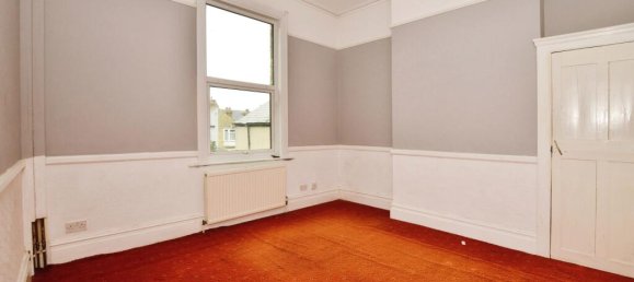 6 bedrooms House in Margate, United Kingdom No. 10494 11