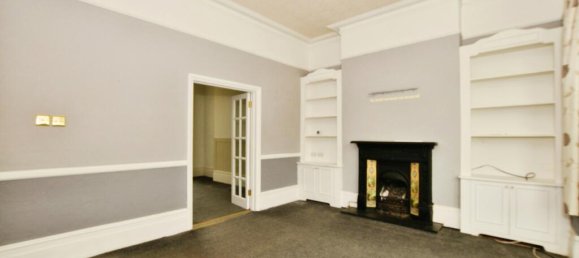 6 bedrooms House in Margate, United Kingdom No. 10494 4