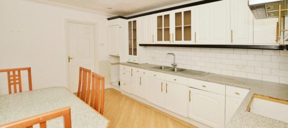 6 bedrooms House in Margate, United Kingdom No. 10494 10