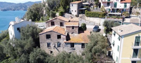 4 bedrooms House in Zoagli, Italy No. 168547 6