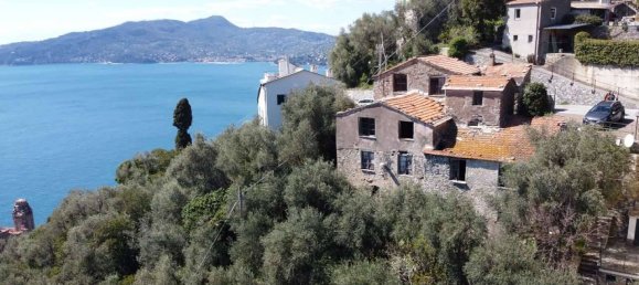 4 bedrooms House in Zoagli, Italy No. 168547 3