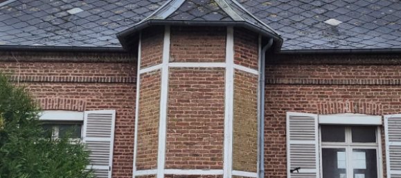 2 bedrooms House in Port-le-Grand, France No. 80703 2