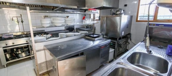 Gewerbliche Immobilie in Orba, Spain 300m², Nr. 149857 20