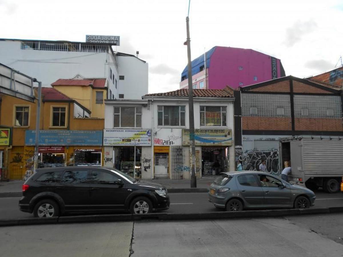 3 bedrooms House in Bogota, Colombia No. 14194