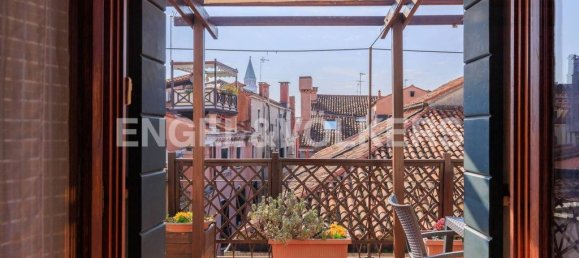 2 bedrooms Duplex in Venice, Italy No. 126718 9