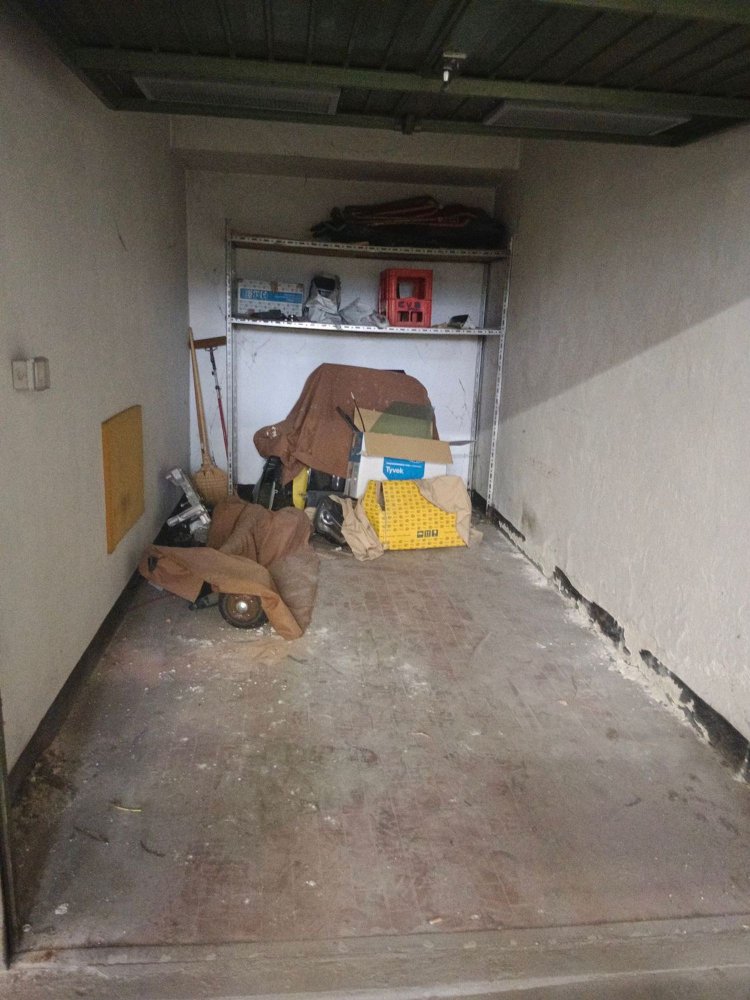 Garage in Cuneo, Italy 10m², Nr. 273758