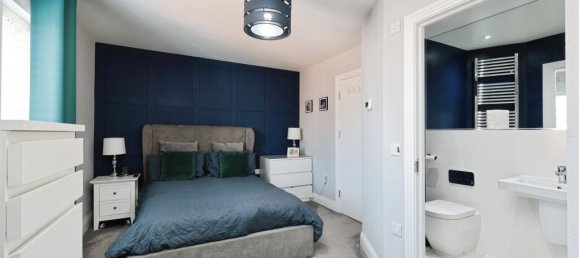 3 bedrooms House in Watford, United Kingdom No. 6783 9