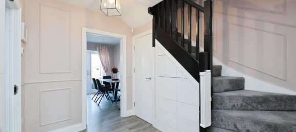 3 bedrooms House in Watford, United Kingdom No. 6783 8