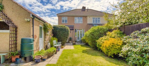 3 bedrooms House in Taunton, United Kingdom No. 13599 16