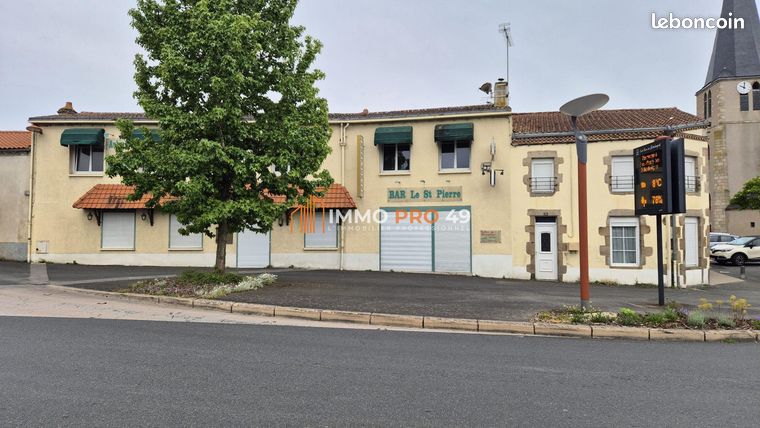 Propriété commerciale à Deux-Sèvres, France 490m² No. 304573
