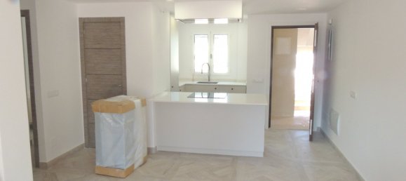 2 bedrooms Apartment in Denia, Spain No. 8336 3