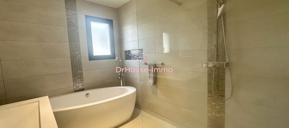 4 bedrooms House in Saint-Marcel-les-Valence, France No. 240612 16