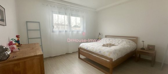 4 bedrooms House in Saint-Marcel-les-Valence, France No. 240612 8