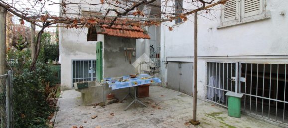 4 rooms Apartment in Acqui Terme, Italy No. 89087 27