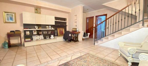 Villa de 7 divisões em Bitonto, Italy N.º 21283 11