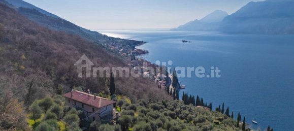 5 bedrooms House in Malcesine, Italy No. 225778 6