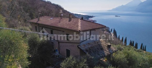 5 bedrooms House in Malcesine, Italy No. 225778 12