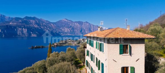 5 bedrooms House in Malcesine, Italy No. 225778 16