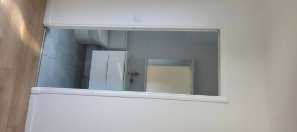 Studio in Montreuil, France No. 328041 3