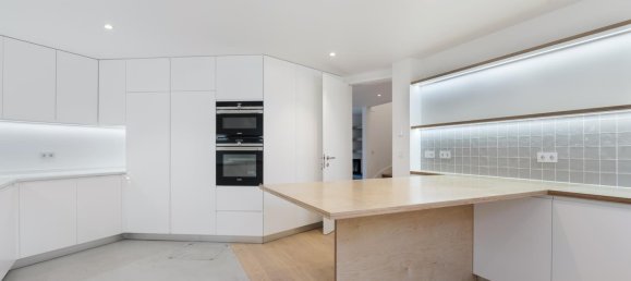 4 bedrooms Villa in Cascais, Portugal No. 104768 7