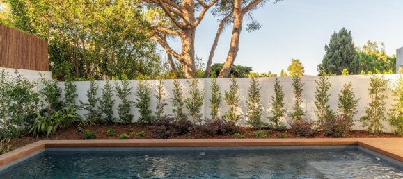 4 bedrooms Villa in Cascais, Portugal No. 104768 13