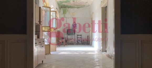 5 rooms House in Quartu Sant'Elena, Italy No. 227976 4