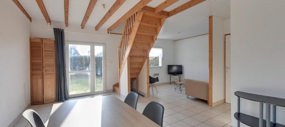 2 bedrooms House in Treffiagat, France No. 201412 2