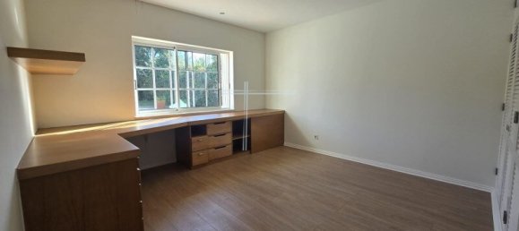 5 bedrooms Villa in Corroios, Portugal No. 104155 31