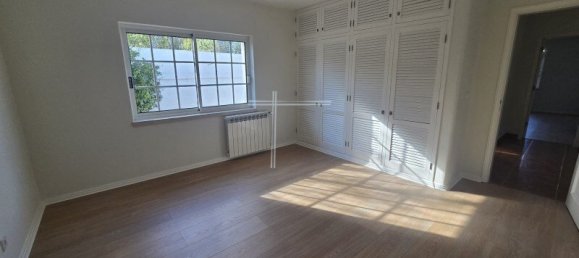 5 bedrooms Villa in Corroios, Portugal No. 104155 25