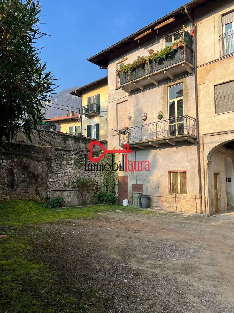 3-Zimmer Wohnung in Bisuschio, Italy, Nr. 163474